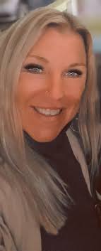 Hello! I'm a stylist at Sola Salons in Greenwood and I've been doing hair  for about 9years. I had my son two years ago and cut my hours back but have  now