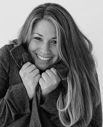 Terri Storey's Instagram, Twitter & Facebook