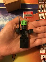 Roblox Series 2 1x1x1x1 Action Figure Mystery Box + Virtual Item Code 2.5  : Amazon.com.au: Toys & Games