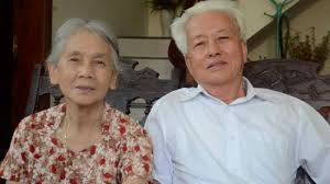 Tuy huệ đế lên ngôi thiên tử, nhưng việc điều hành triều đình do mẹ là lã thái hậu quyết định. Cáº­u Tro Ngheo Há»c Giá»i VÆ°Æ¡ng Ä'inh Huá»‡ Trong Ky á»©c Tháº§y Co Baogiaothong Vn