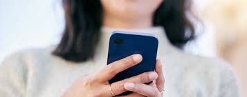 Désinformation amplifiée par lIA : incidents médiatisés, régulations et  technologies pour contrer les manipulations par