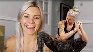 3 Simple Exercises to Relieve Upper Back Pain in 5 Minutes