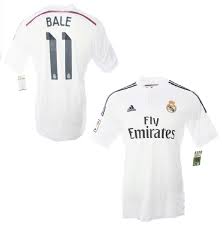 The font used for the name of the player and number on the jersey has 3d effect. Adidas Real Madrid Jersey 11 Gareth Bale 2014 15 Emirates Home Men S S M L Xl Xxl Shirt Buy Order Cheap Online Shop Spieler Trikot De Retro Vintage Old Football Shirts Jersey From Super Stars