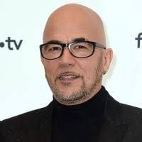 Pascal Obispo de retour avec le poignant et mélancolique ''D'un Ave Maria'' 