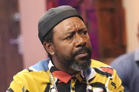 He's won the battle but has he won the war? Can he execute the 'real' job?  #AmosIsBack #Uzalo 📸: @imprente_media