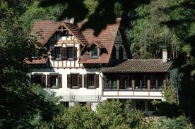 Ob eine eigentumswohnung in der malerischen altstadt oder ein reihenhaus oder einfamilienhaus in einem der angrenzenden ortsteile: Das Haus Am Hang Schwabisch Hall