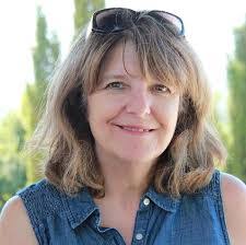 Robin Colson's Instagram, Twitter & Facebook