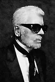 Hey guys, WOOOOOO...........Here's another pen & Ink from the Licensing and  Merchandise catalog that some of you will probably remember? Was fun  simplifying and doing the pattern