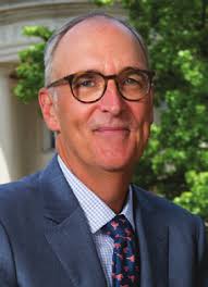 THE 4TH INDUSTRIAL REVOLUTION: JOB KILLER OR JOB CREATOR? Answering the  Demand for Leadership in a Data-Rich World