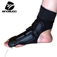Възрастен дете защитава ръкавици за таекуондо крака протектор поддръжка на  глезена борба Foot Guard кикбокс изтегляне Wtf одобрен Palm Protect купи ~  топ \ Nkitchen.shop