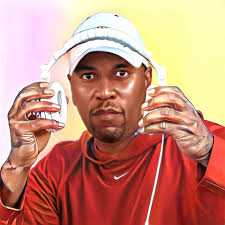 Motor chicken performs Dark Side of the Moon live