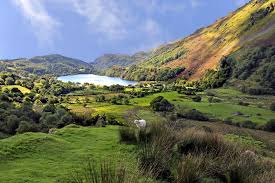 Des montagnes à la mer, découvrez les 15 plus beaux endroits à visiter au pays de galles. Que Faire Pays De Galles Meilleures Attractions Touristiques