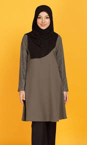 Anda boleh memilih saiz baju kegemaran anda dibawah setiap baju yang ditawarkan. Blouse Muslimah Borong Murah Fashion Blouse Muslimah