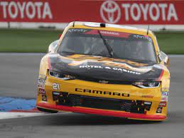 Daniel hemric secured the 2019 nascar cup series rookie of the year award, clinching it with a 12th he competed in two cup series races in 2018 for the team and recorded a better finish of 23rd place. Daniel Hemric Promoted To Rcr S No 31 Cup Team Accesswdun Com