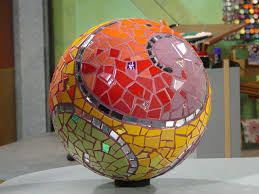 How to make garden balls. Garden Sphere Mosaic Diy