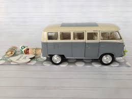 Geldgeschenk Zur Hochzeit Cooles Hochzeitsauto Vw Bulli Retro Vintage Grau Uber Http De Dawanda Com Prod Hochzeit Auto Geldgeschenke Hochzeit Hochzeitsauto