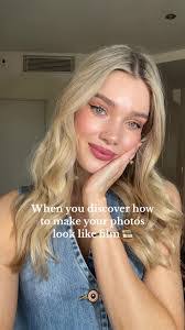 Elise Faust's Instagram, Twitter & Facebook