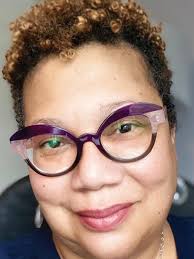 Dissertation Dive: Do People Trust Photojournalism or User Generated  Content More?