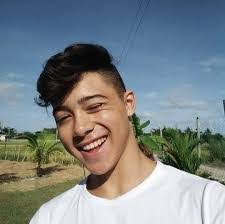 Michael Wunder's Instagram, Twitter & Facebook