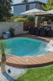 Garten Gartenlounge Gartenpaletten Sitzeckegarten In 2020 Mini Pool Small Pool Design Small Pools