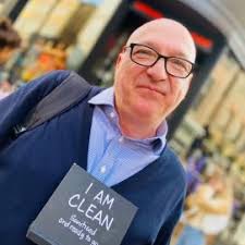 Keith Simpson (@KeithSi27584957)