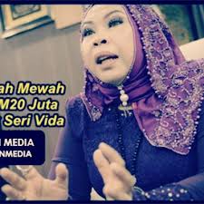 Bagaimanapun, datuk seri vida,49, tidak hadir dalam prosiding hari ini. Video 10 Foto Inilah Rumah Mewah Bernilai Rm20 Juta Milik Datuk Seri Vida