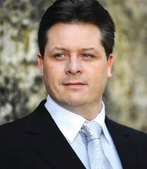 Irish tenor Anthony Kearns to sing with full Savannah Philharmonic  Orchestra and Chorus