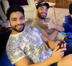 أروع أغاني رامي جمال بدون في تطبيق واحد بدون نت‎ نتمنى أن ينال اعجابكم ♥♥. Ù…Ø§ Ø§Ù„Ø°ÙŠ ÙŠØ¬Ù…Ø¹ Ø±Ø§Ù…ÙŠ Ø¬Ù…Ø§Ù„ Ù…Ø¹ Ø£Ø­Ù…Ø¯ Ø¬Ù…Ø§Ù„ Ø®Ø¨Ø± ÙÙŠ Ø§Ù„ÙÙ†
