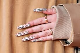 Check spelling or type a new query. Z Extremu Do Extremu Nehty Billie Eilish Vogue Cs