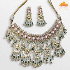 Daksha Red And Green Kundan Choker Kundan Jewellery Chokers Jewelry Choker