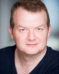 Steve Giles's Instagram, Twitter & Facebook