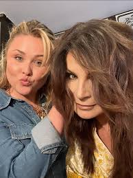 Hej fina kunder! 🎄Glöm inte...