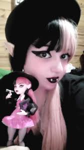 Costeste da Boneca Draculaura