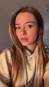 Cecelia Hatcher's Instagram, Twitter & Facebook