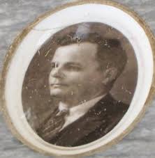 Frank Moniz Tavares Sr. (1898-1960)