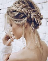 35 Cute Wedding Hairstyles That Will Match Your Inner Queen Crown Hairstyles Easy Braids Hair Styles