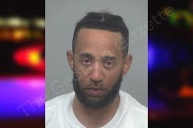 Dorian Mosley's Instagram, Twitter & Facebook