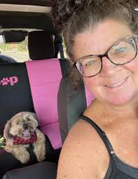 I'm seeing so many beautiful pink wranglers