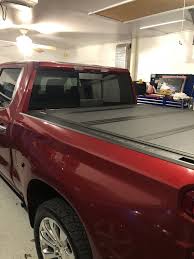 I wanted a hard cover that would be locked when the tailgate was closed and i know i didn't want a soft roll up cover. List Of Tonneau Covers That Fit 19 New Body Style 2019 2020 Silverado Sierra Gm Trucks Com