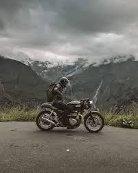 Triumph Thruxton Cafe Racer At Grossglockner Hochalpenstrasse Austria Triumph Cafe Racer Cafe Racer Style Biker Photoshoot