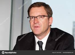 Klaus Maier Prezident Generální Ředitel Mercedes Benz Číny Hovoří Během —  Stock Redakční fotografie © ChinaImages #244124784