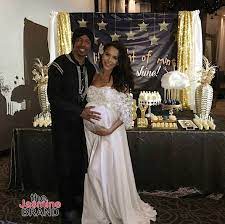 Cannon posed in her maternity shoot photos and also attended de la rosa's club tummy baby shower. See Nick Cannon Brittany Bell S Baby Shower Photos Thejasminebrand