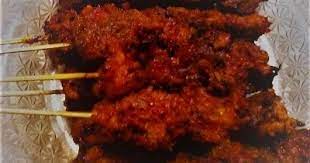 Bikin sate mungkin jadi salah satu andalan ketika hendak mengolah daging kurban, atau bisa juga dari daging sapi yang sudah anda simpan di . Cara Buat Dan Resep Sate Daging Sapi Manis Dengan Mudah Maminusantara