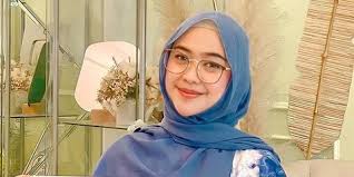 Tiktok terbaru ria ricis | terbaru 2021 подробнее. Ria Ricis Berita Terbaru Hari Ini Kapanlagi Com