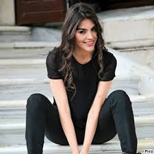 Résultat de recherche d'images pour "gaye turgut"