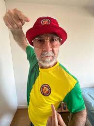 Eric Cantona in that FC United kit 🟢🟡