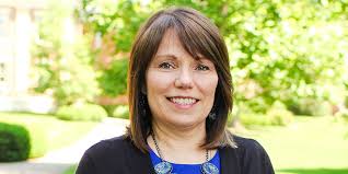 Retiring faculty recognized with Simon Carson Wells Medal