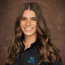 Mallory Crane's Instagram, Twitter & Facebook