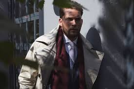 The tan overcoat is a classic menswear staple. Custom Tailored Trench Coats Senszio
