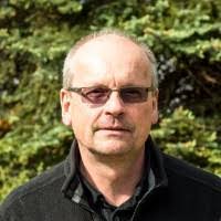 Peter Hellriegel's Instagram, Twitter & Facebook